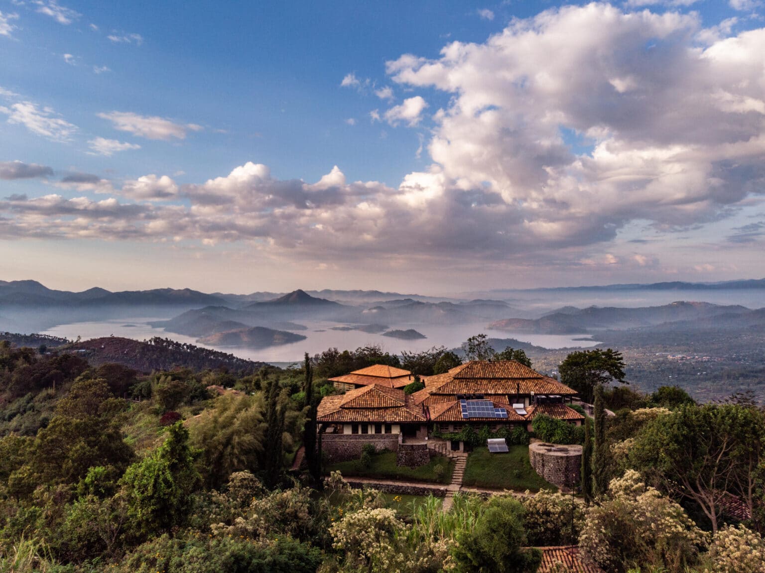 Rwanda - Virunga Lodge - Exterior