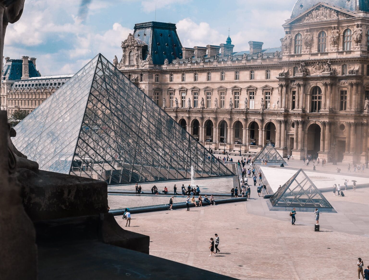 Louvre Treasure Hunt