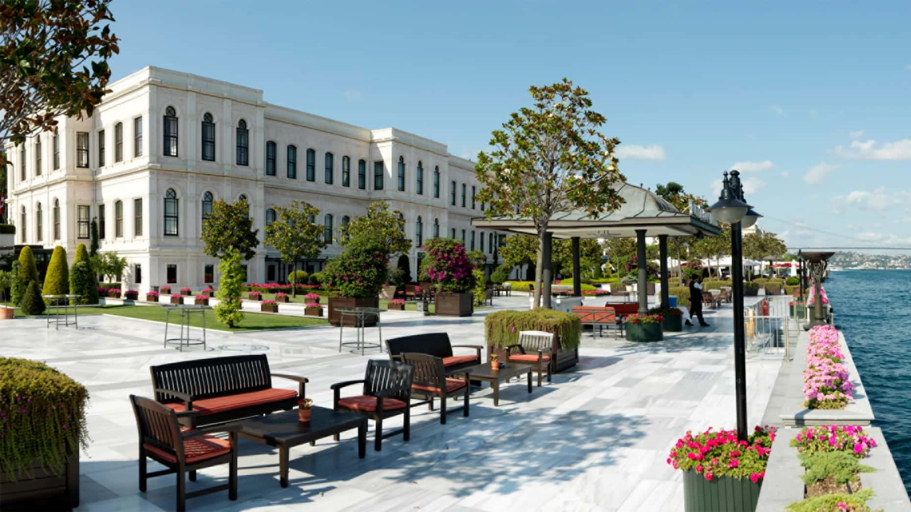 Four Seasons Bosphorus - Exterior