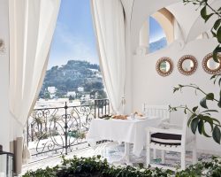EU_Italy_Amalfi_Capri Tiberio Palace-room