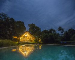 Gal Oya Lodge - Pool at Night